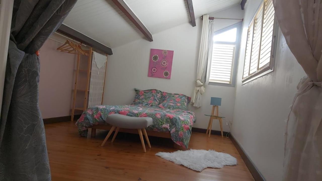 Chambre D'Hote Et Loft Dans Maison De Charme Piscine A Debordement La Villa Gialla Schoelcher Exterior foto